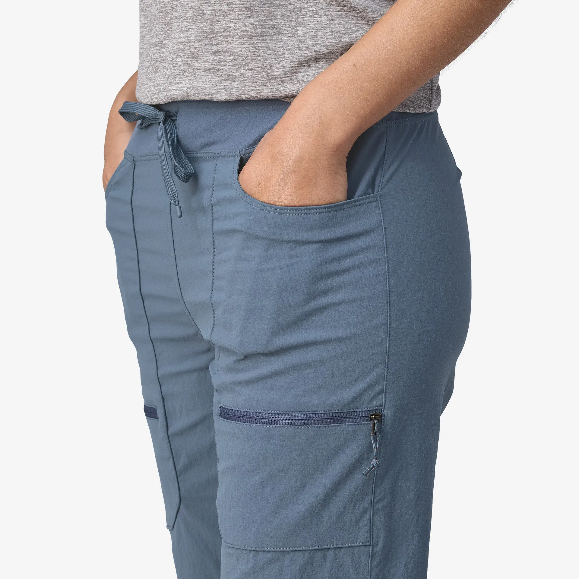 Women's Quandary Joggers (Past Season)